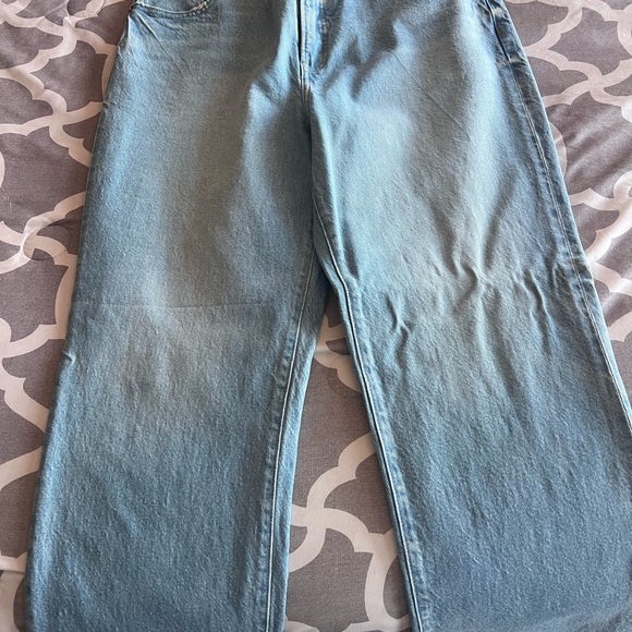 Express Light Blue Women’s  Relaxed Jeans - Picture 1 of 2